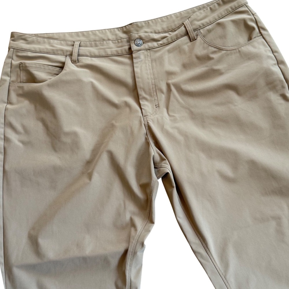 Fabletics Mens Only-Go Pants Tan Khaki Performance Stretch Straight Leg 40x28‎